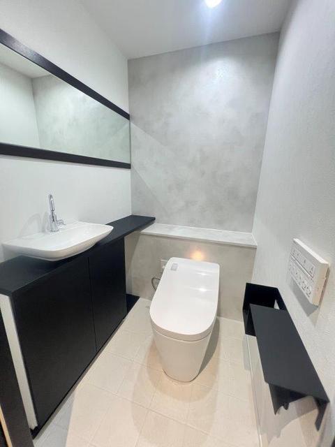 トイレ　トイレ