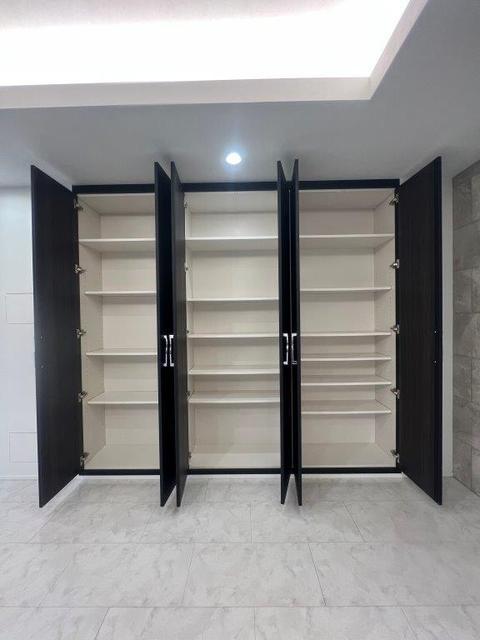 収納　リビングダイニングの収納スペース