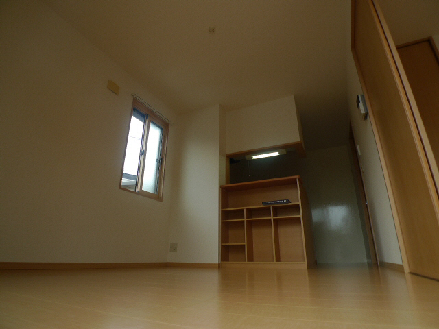 居室・リビング　人気のカウンターキッチンのあるリビングです！