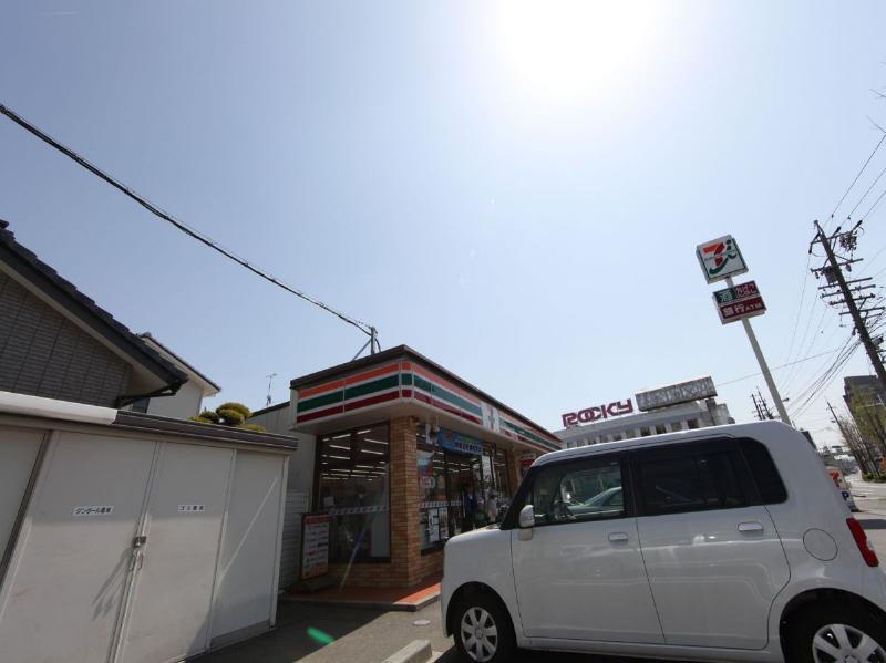 コンビニ　セブンイレブン 名古屋大野木店（コンビニ）まで145m