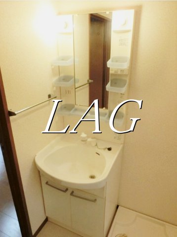 洗面設備　洗面台です。