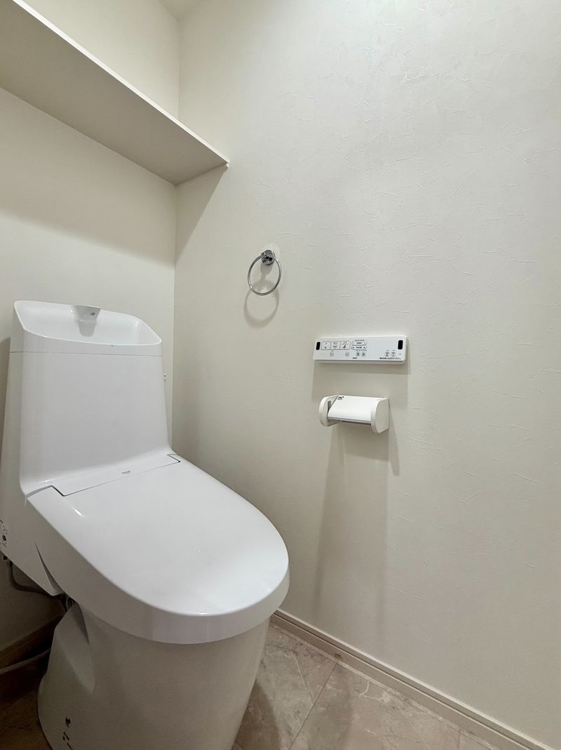 トイレ　トイレもきれいです