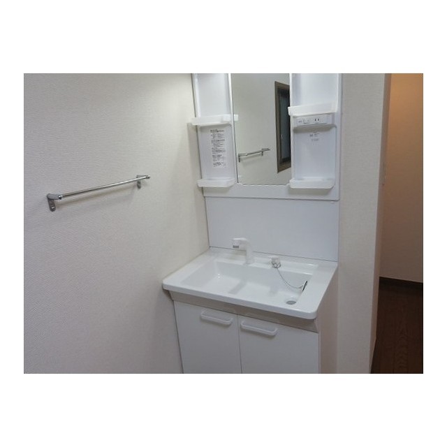 洗面設備　広い洗面スペース