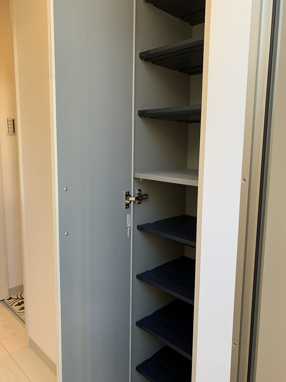 収納　シューズボックス