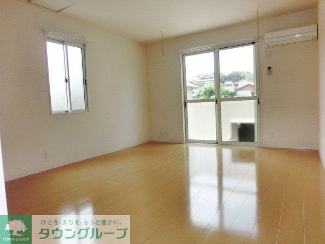 居室・リビング　洋室１０帖　２面採光