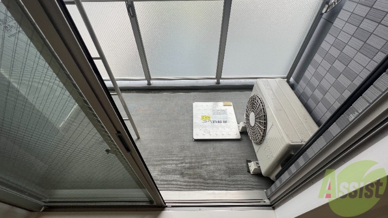 バルコニー　一般的なバルコニーです。