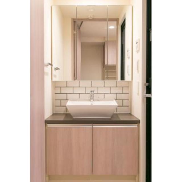 洗面設備　※写真は同タイプ住戸です。