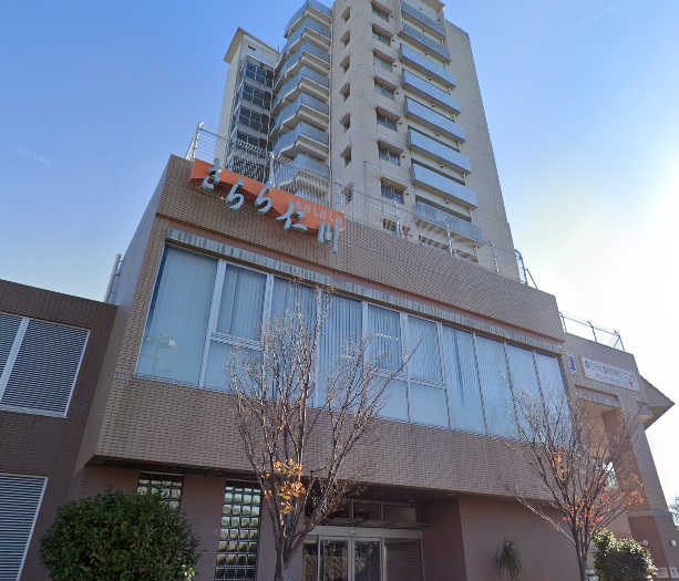 ショッピングセンター　さらら仁川（ショッピングセンター）まで155m