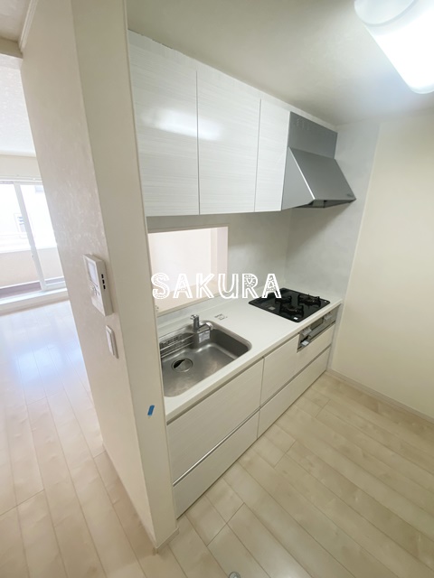 キッチン　広々使える快適な調理スペースです♪