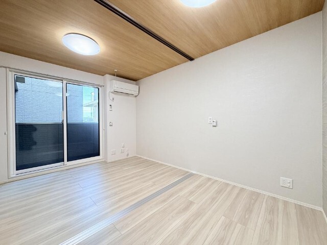 居室・リビング　同物件別室のイメージ画像となります　反転した間取りとなります