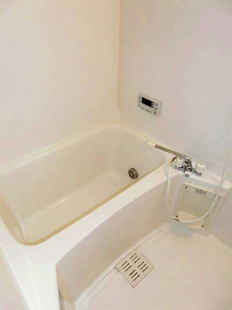 バス・シャワールーム　綺麗なバスルーム