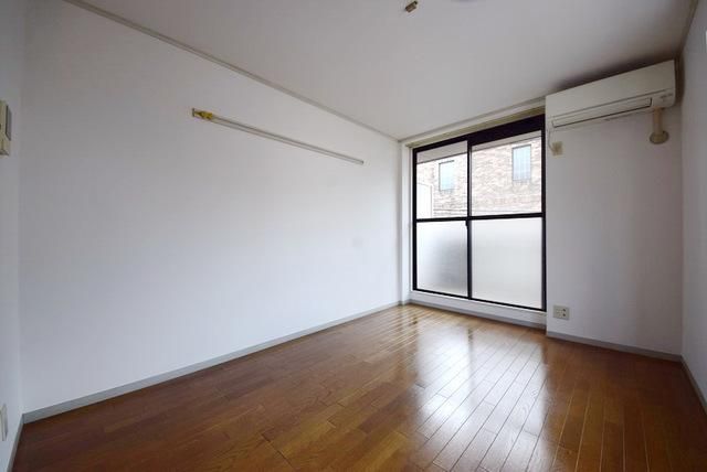 居室・リビング　★7帖の洋室★