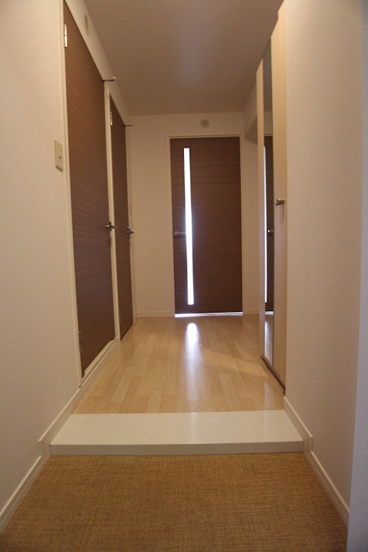 玄関　参考写真