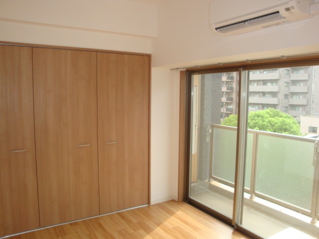 その他部屋・スペース　約6.2帖の洋室です