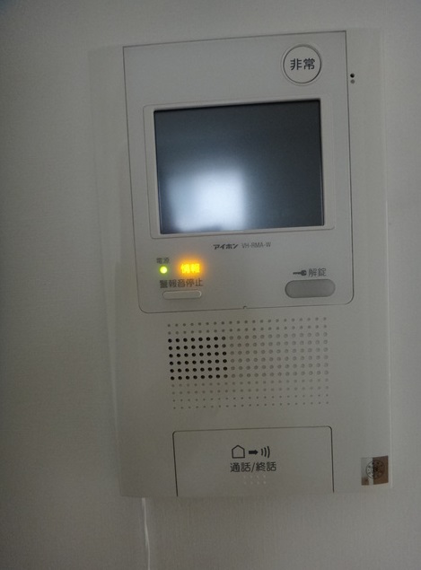 セキュリティ　来訪者が確認できて安心の「TVモニターホン」
