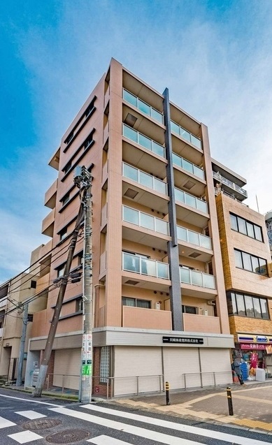 建物外観　JR京浜東北線「川崎」駅より徒歩8分のマンションです。