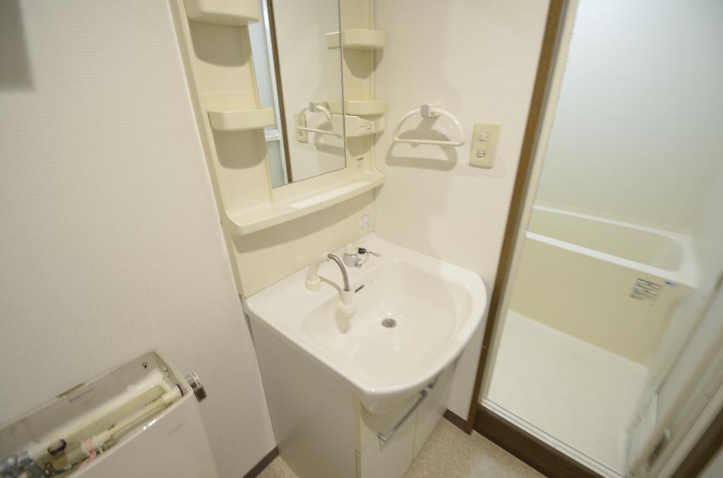 洗面設備　洗髪洗面化粧台