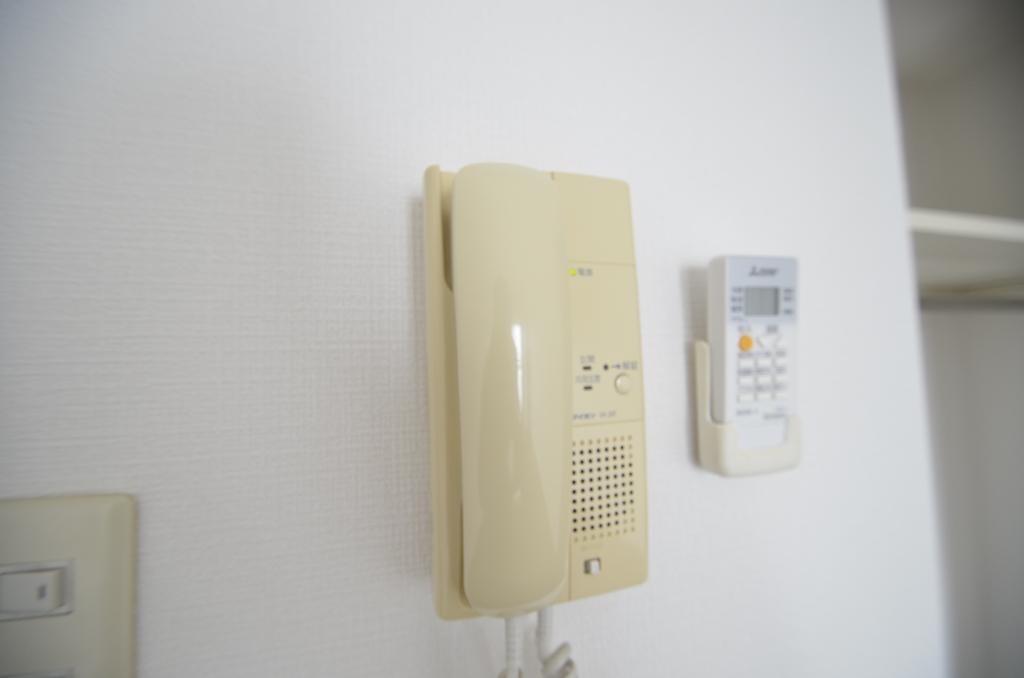 セキュリティ　カメラ付インターホン