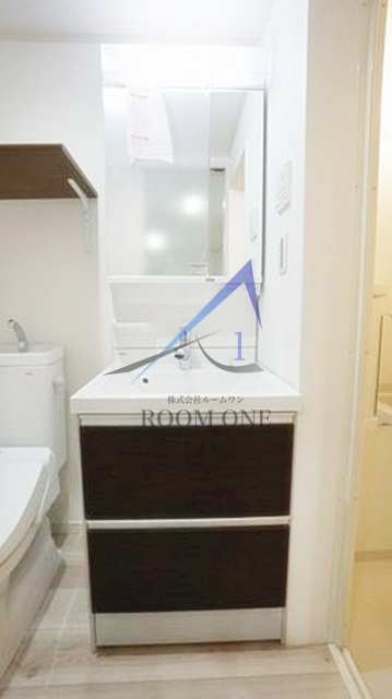 洗面設備　洗面台です。