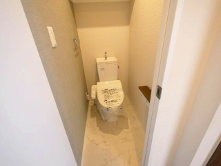 トイレ　落ち着いたトイレです