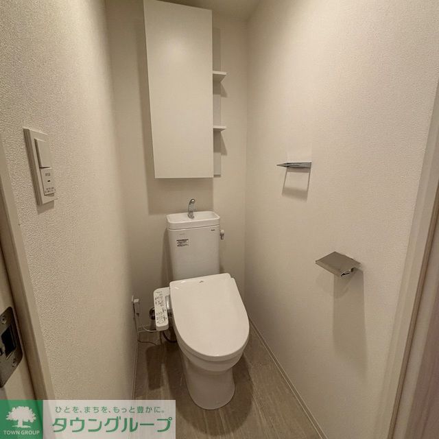 トイレ　※写真は同タイプ住戸です。