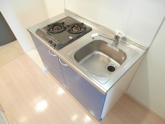キッチン　★人気のガス２口システムキッチンでお料理楽々★