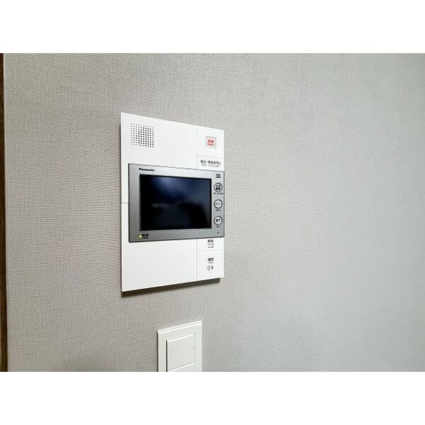 セキュリティ　※写真は同じマンションの違う部屋のものになります。