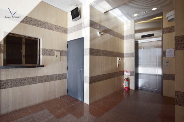 ロビー　建物の内部です