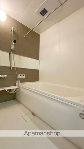 ＪＲ山陽本線 岡山駅 徒歩13分 3階建 築1年の風呂写真