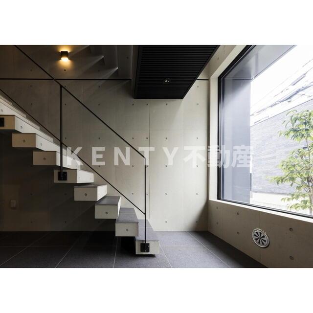 ロビー　建物の内部です