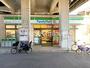コンビニ　ファミリーマート 京成四ツ木駅店（コンビニ）まで384m