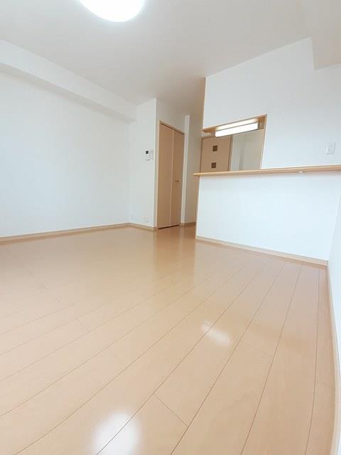 ターナリーVのその他写真