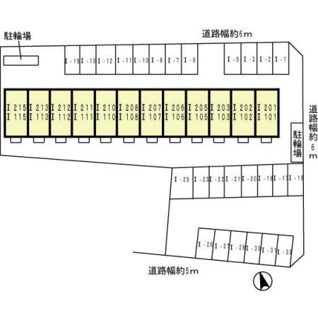 駐車場　敷地内駐車場ございます！