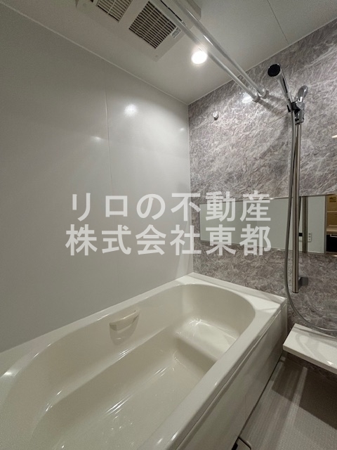 バス・シャワールーム　広々とした浴槽が人気です！日ごろの疲れも取れます♪