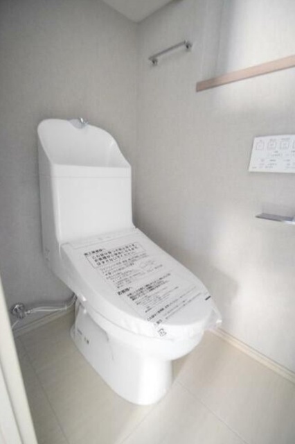 トイレ　※別部屋参考写真