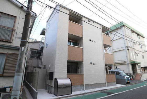 都営新宿線 大島駅 徒歩9分 3階建 築9年の外観写真
