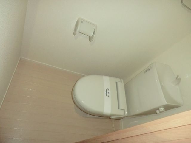 カサートF吉祥寺北町のトイレ写真