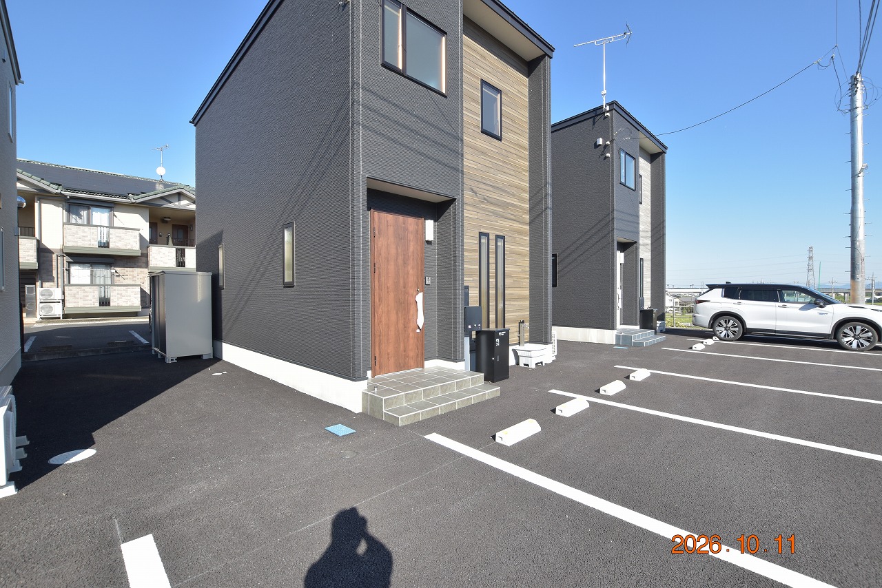建物外観　新築ペット可（犬猫）戸建☆仲介手数料50％割☆ユメウル不動産
