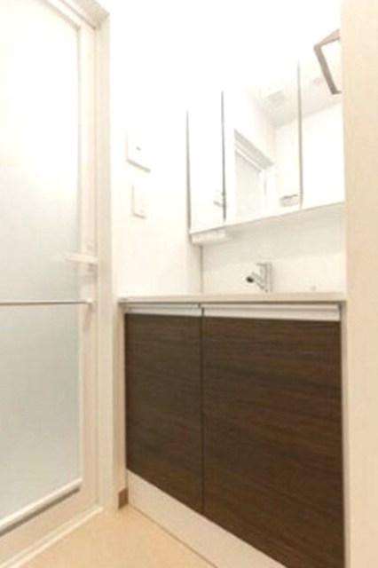 洗面設備　参考写真　同物件別部屋