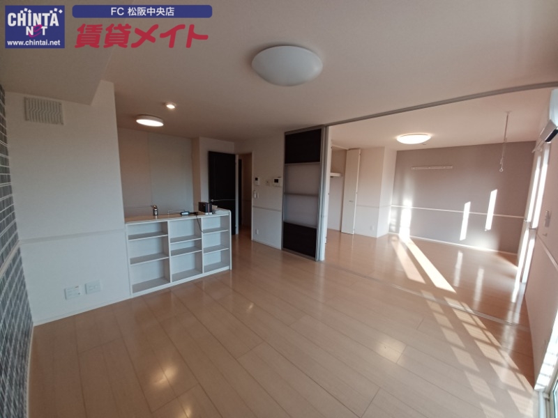 居室・リビング　同タイプの部屋写真です