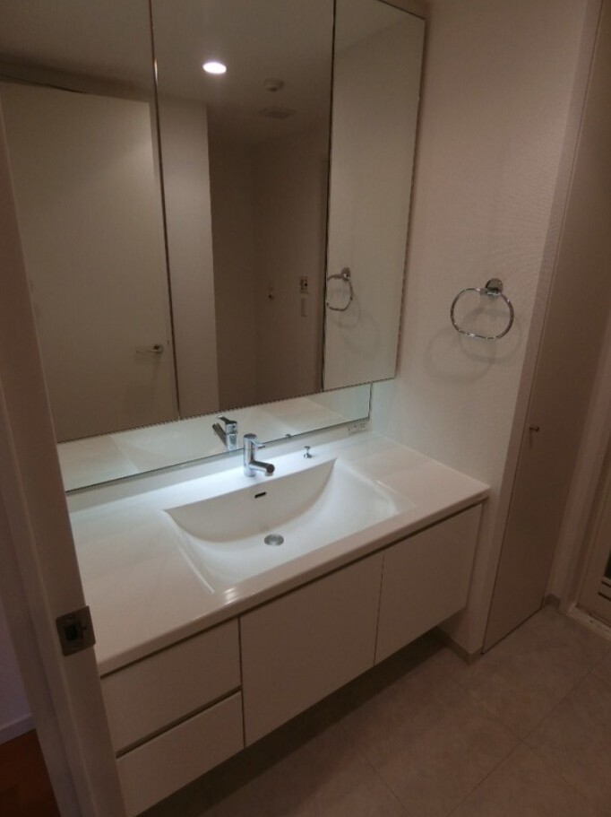 洗面設備　別部屋参考写真