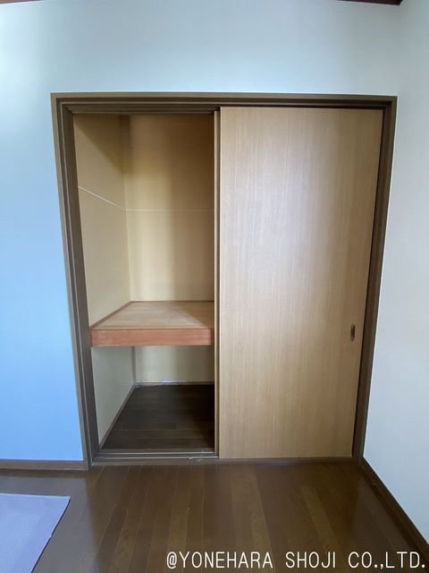 収納　洋室収納