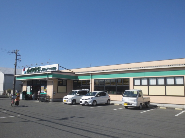スーパー　しまむらストアー（スーパー）まで368m