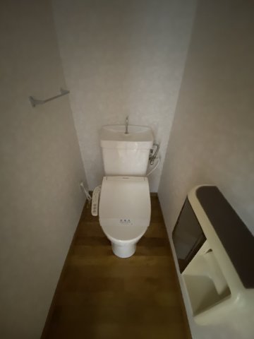 【レアールパレスＡのトイレ】