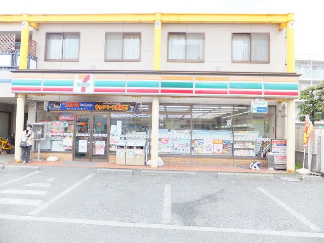 【相模原市南区上鶴間本町のアパートのコンビニ】