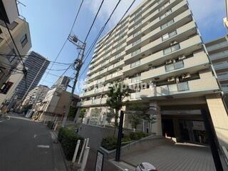 【板橋区大山町のマンションの建物外観】