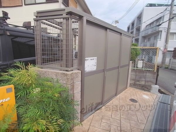 その他設備　ゴミ置き場