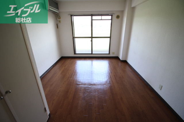 居室・リビング　居室