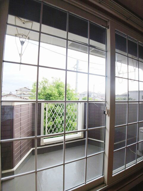 バルコニー　陽当たり良好なバルコニーです♪