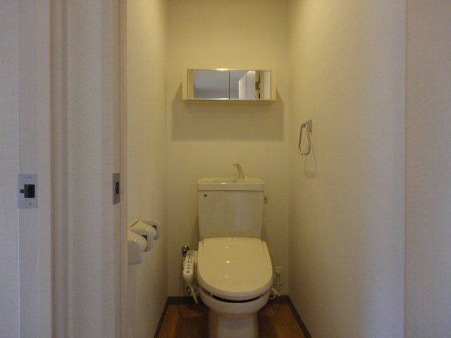 トイレ　シャワー付トイレ